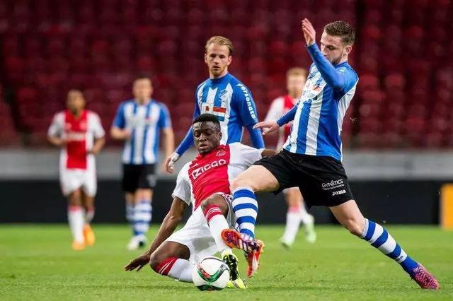 杯上的有力 杯上的有力