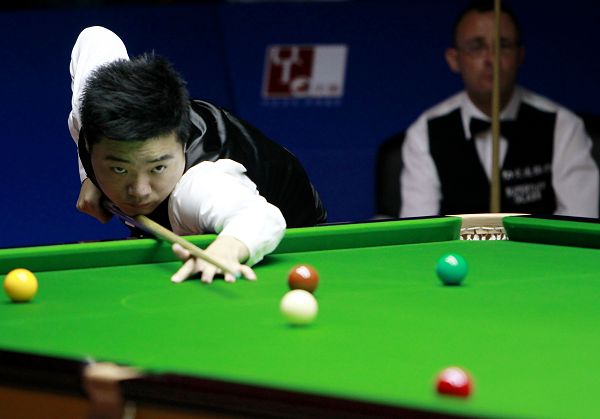 上保持强硬 上保持强硬